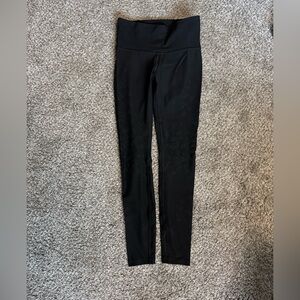 Black lululemon leggings